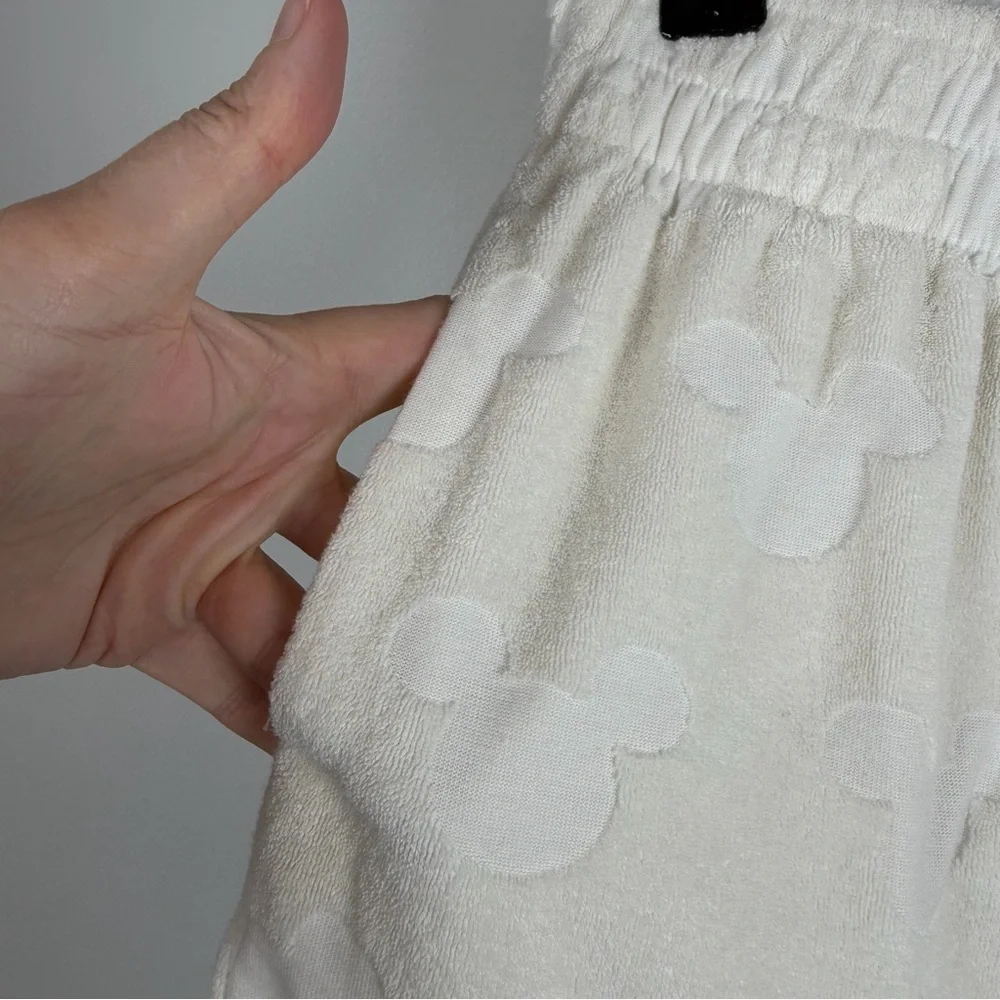 Disney Minnie Terry Cloth Off White Burnout Mickey Mouse Shorts Beach Lounge XL